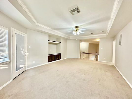 Empty room, Interior, Recessed Lighting