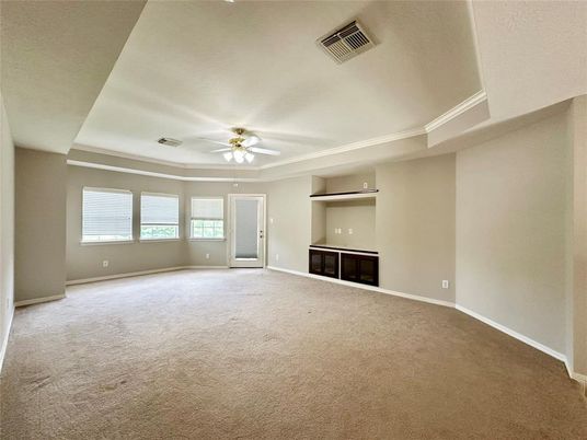 Empty room, Interior, Recessed Lighting