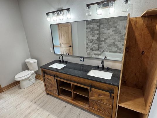 Bathroom, Dual Sink Vanities, Interior, Wood Texture Flooring