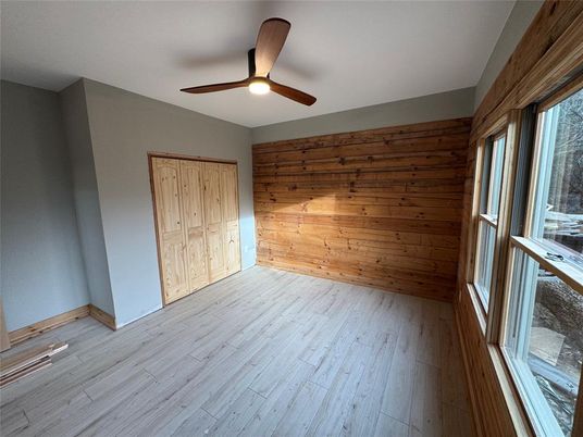 Empty room, Interior, Wood Texture Flooring, Wooden Walls