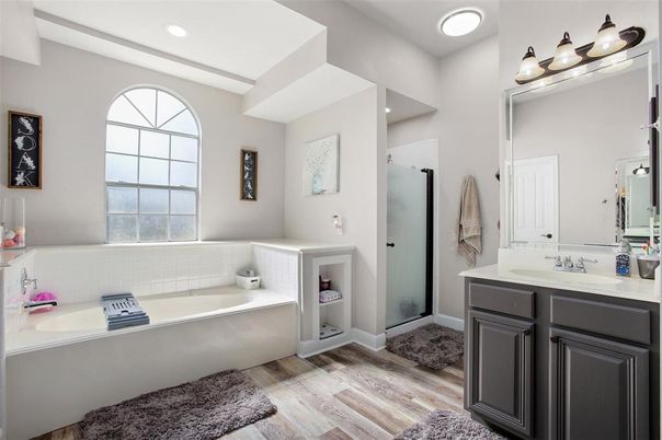 Bathroom, Interior, Recessed Lighting, Wood Texture Flooring