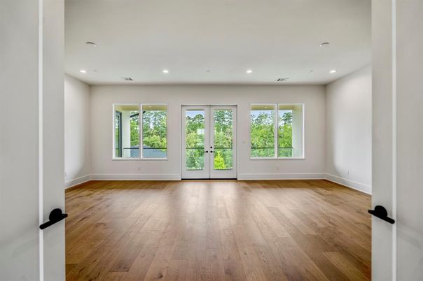 Empty room, Interior, Recessed Lighting, Wood Texture Flooring