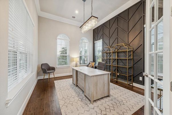 Home Office, Interior, Pendant Lights, Recessed Lighting, Wood Texture Flooring