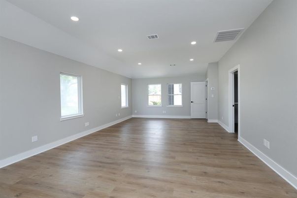 Empty room, Interior, Recessed Lighting, Wood Texture Flooring
