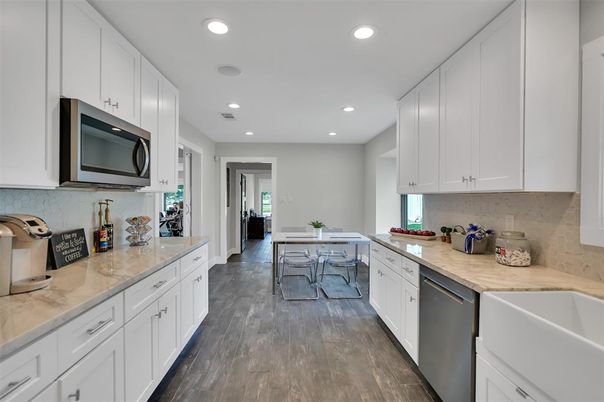 Dining room, Interior, Kitchen, Recessed Lighting, Wood Texture Flooring