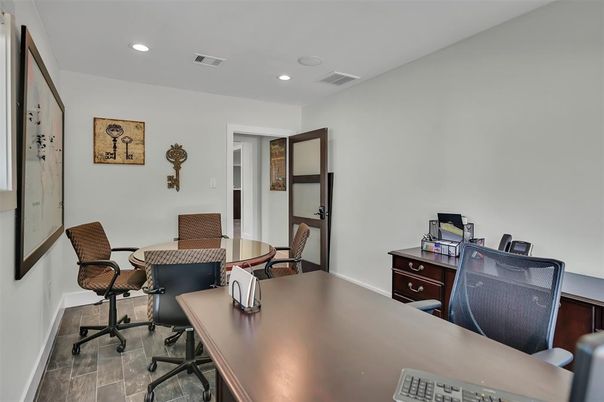 Home Office, Interior, Recessed Lighting, Wood Texture Flooring