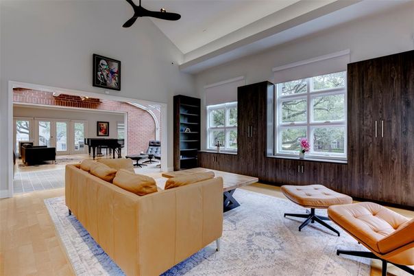Interior, Living room