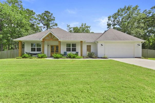 Attached, Backyard, Exterior, Facade, Ranch