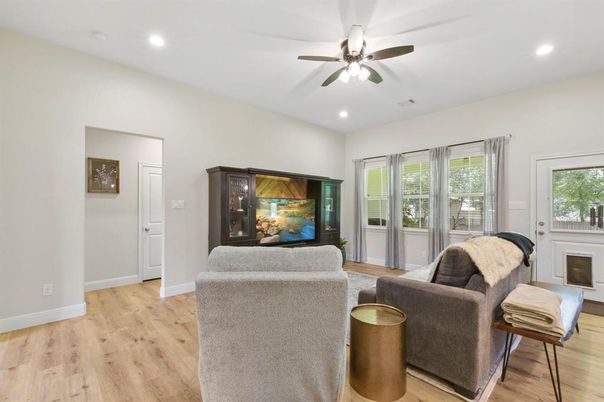 Interior, Living room, Recessed Lighting, Wood Texture Flooring