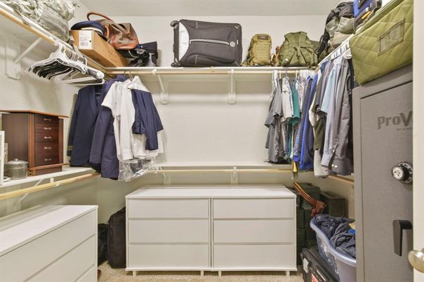 Interior, Walk-in Closets