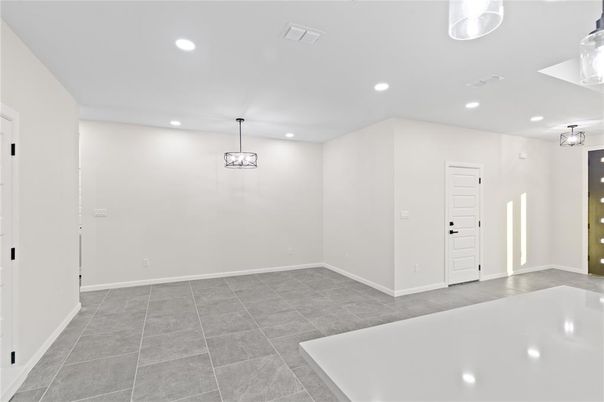 Empty room, Interior, Pendant Lights, Recessed Lighting