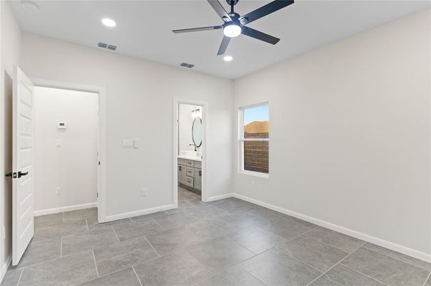 Bathroom, Empty room, Interior, Recessed Lighting