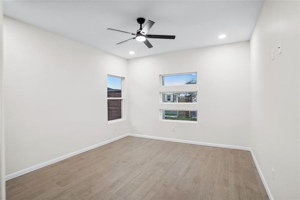 Empty room, Interior, Recessed Lighting, Wood Texture Flooring