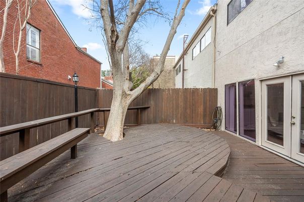 Exterior, Wood Texture Flooring