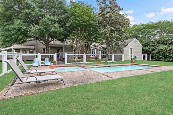 Backyard, Exterior, Pool