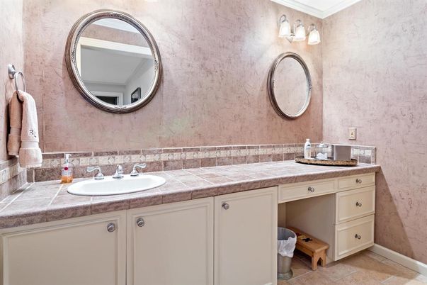 Bathroom, Interior, Tile Countertops