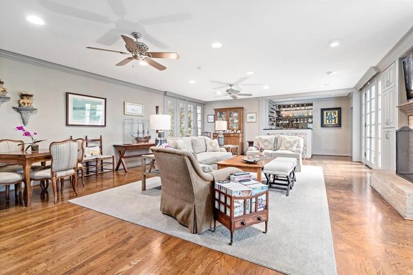 Dining room, Interior, Living room, Recessed Lighting, Wood Texture Flooring