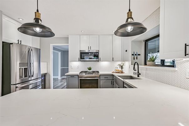 Interior, Kitchen, Pendant Lights, Recessed Lighting, Stainless Steel Appliances