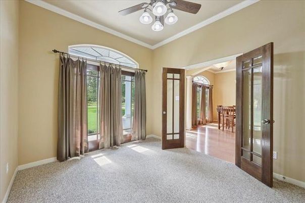 Dining room, Interior