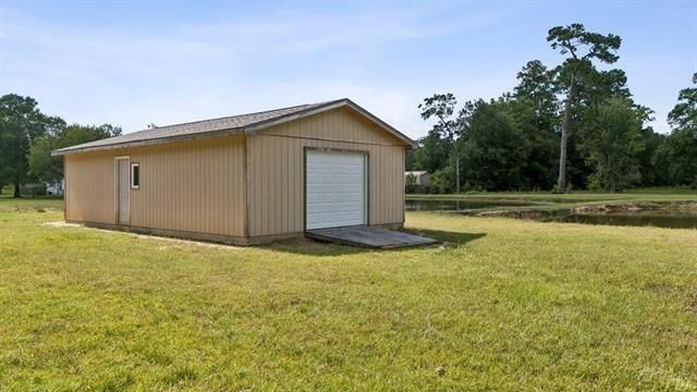 Backyard, Detached Garage, Exterior