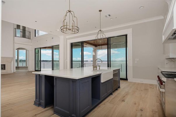 Interior, Kitchen, Pendant Lights, Recessed Lighting, Water, Wood Texture Flooring