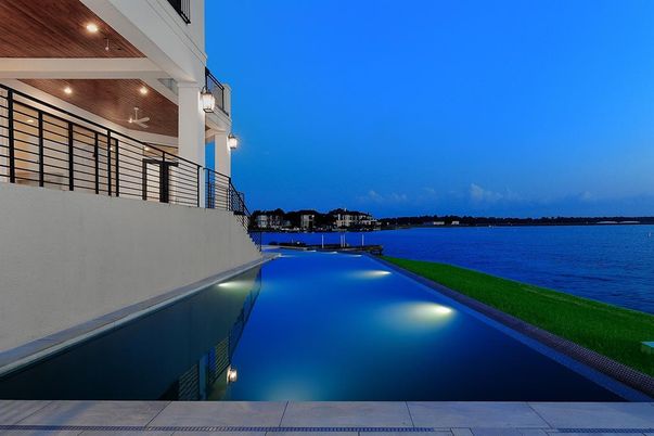 Exterior, Pool, Water