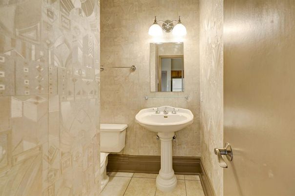Bathroom, Interior