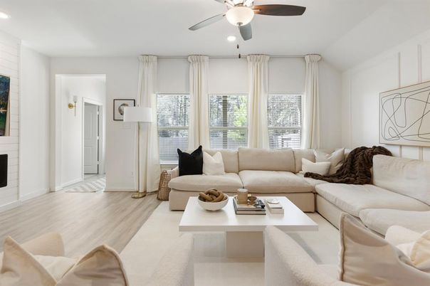 Interior, Living room, Recessed Lighting, Wood Texture Flooring