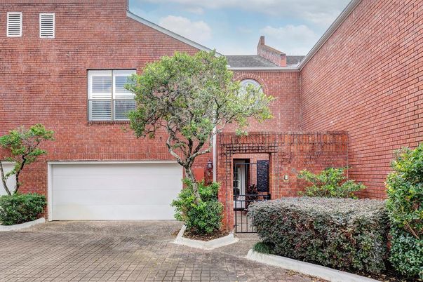 Attached, Exterior, Facade, Brick Facade, Brick Traditional