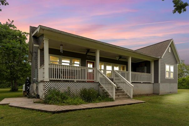 Backyard, Exterior, Facade, American Craftsman