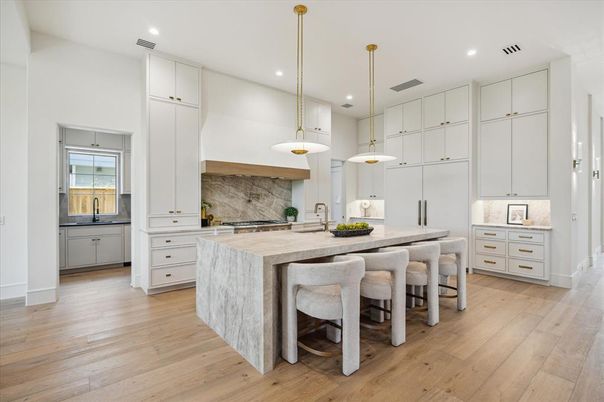 Dining room, Interior, Kitchen, Pendant Lights, Recessed Lighting, Wood Texture Flooring