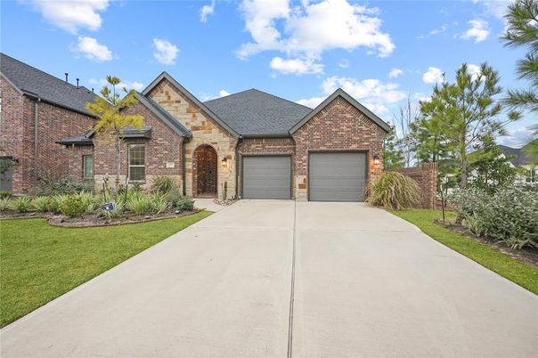 Attached, Exterior, Facade, Brick Facade, Brick Traditional