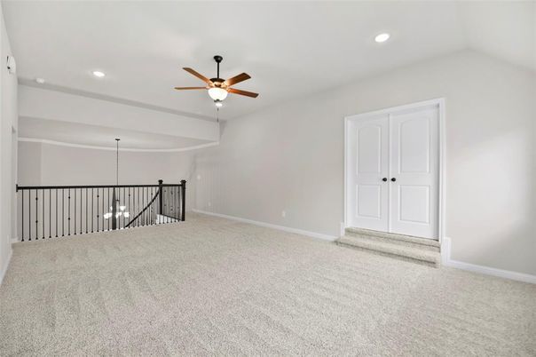 Empty room, Interior, Recessed Lighting