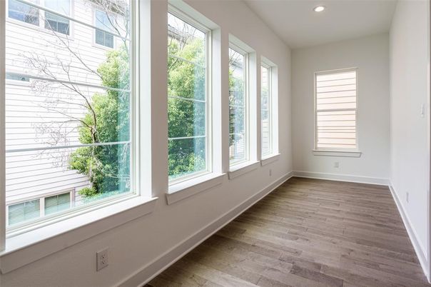 Empty room, Interior, Recessed Lighting, Wood Texture Flooring