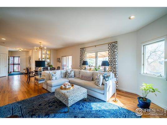 Dining room, Interior, Living room, Recessed Lighting, Wood Texture Flooring