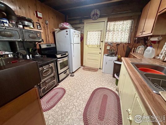 Interior, Kitchen, Washer, Wooden Walls