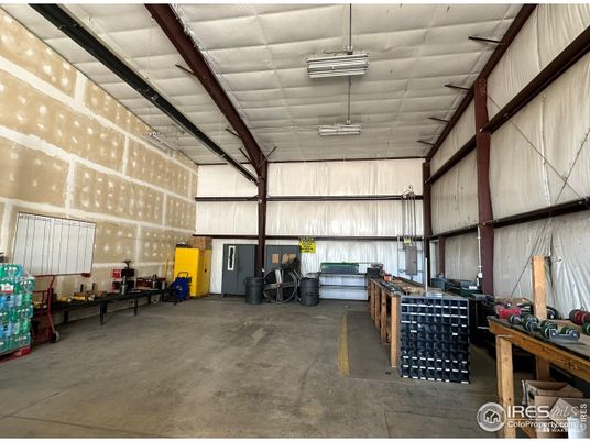 Garage, Interior