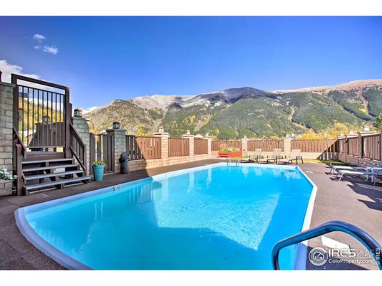 Exterior, Pool, Other