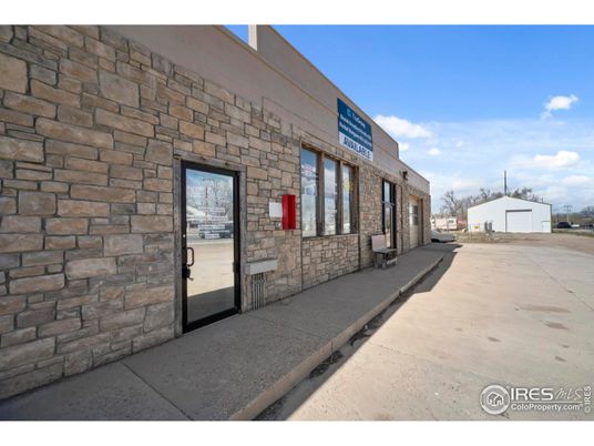 Detached Garage, Exterior