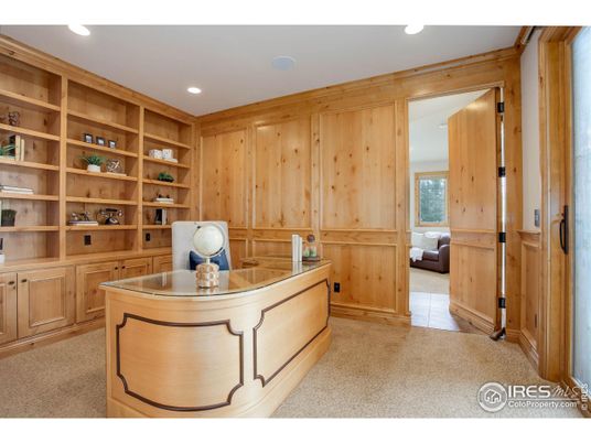 Home Office, Interior, Recessed Lighting, Wooden Walls