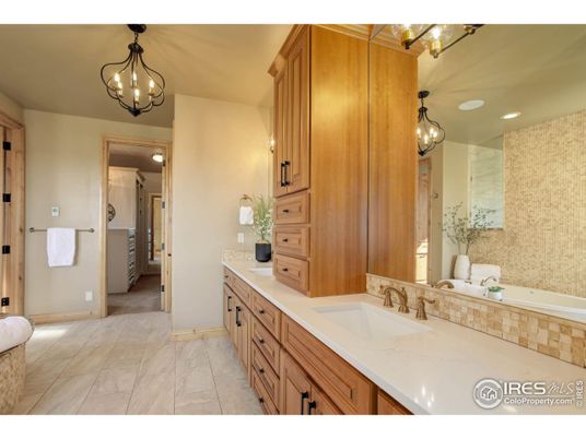 Bathroom, Dual Sink Vanities, Interior, Pendant Lights, Recessed Lighting