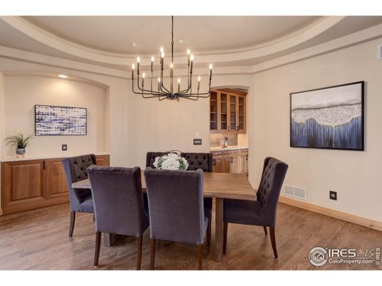 Chandelier, Dining room, Interior, Recessed Lighting, Wood Texture Flooring