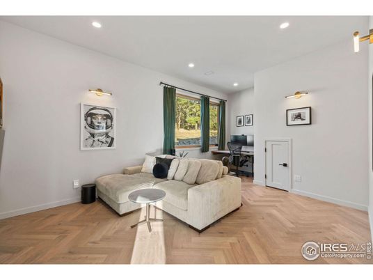 Home Office, Interior, Recessed Lighting, Wood Texture Flooring