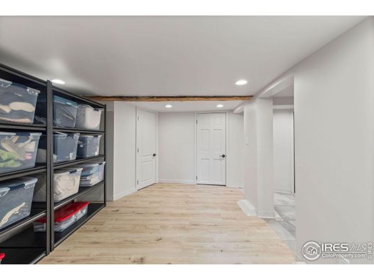 Interior, Recessed Lighting, Wood Texture Flooring