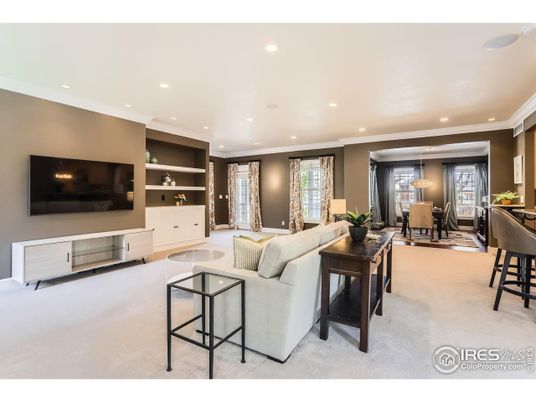 Dining room, Interior, Living room, Pendant Lights, Recessed Lighting