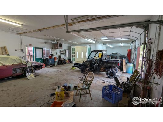 Garage, Interior, Recessed Lighting