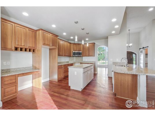 Chandelier, Interior, Kitchen, Pendant Lights, Recessed Lighting, Wood Texture Flooring