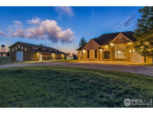 Backyard, Detached Garage, Exterior