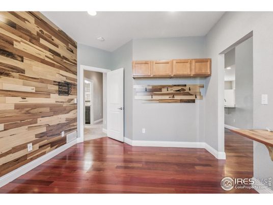Empty room, Interior, Recessed Lighting, Wood Texture Flooring, Wooden Walls