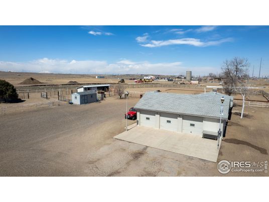 Exterior, Drone